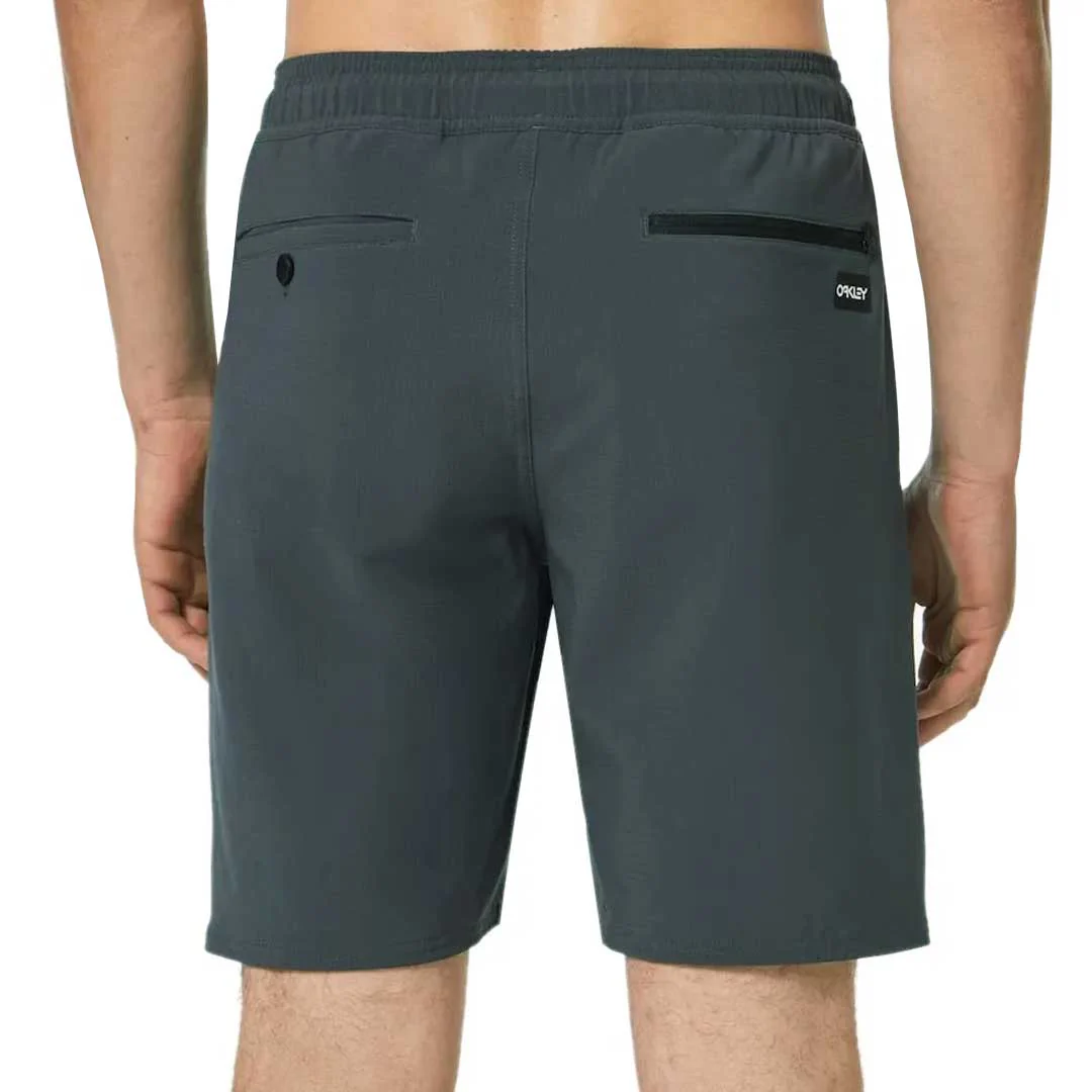 Oakley - Men's Transport Hybrid 19" Shorts (FOA403010 24J) - Image 3