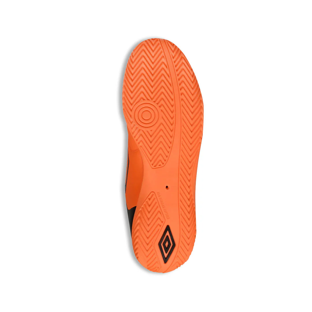 Umbro - Men's Classico XI Indoor Court Shoes (HUSMF181877U DKD) - Image 5