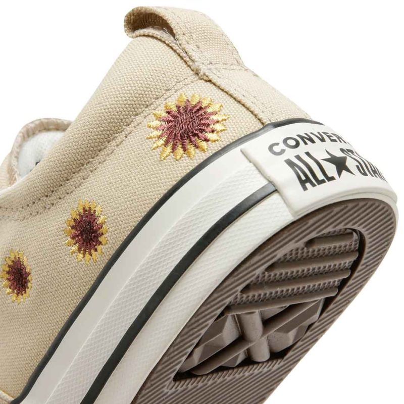 Converse Women s Chuck Taylor All Star Madison Ox Shoes A03952C 04