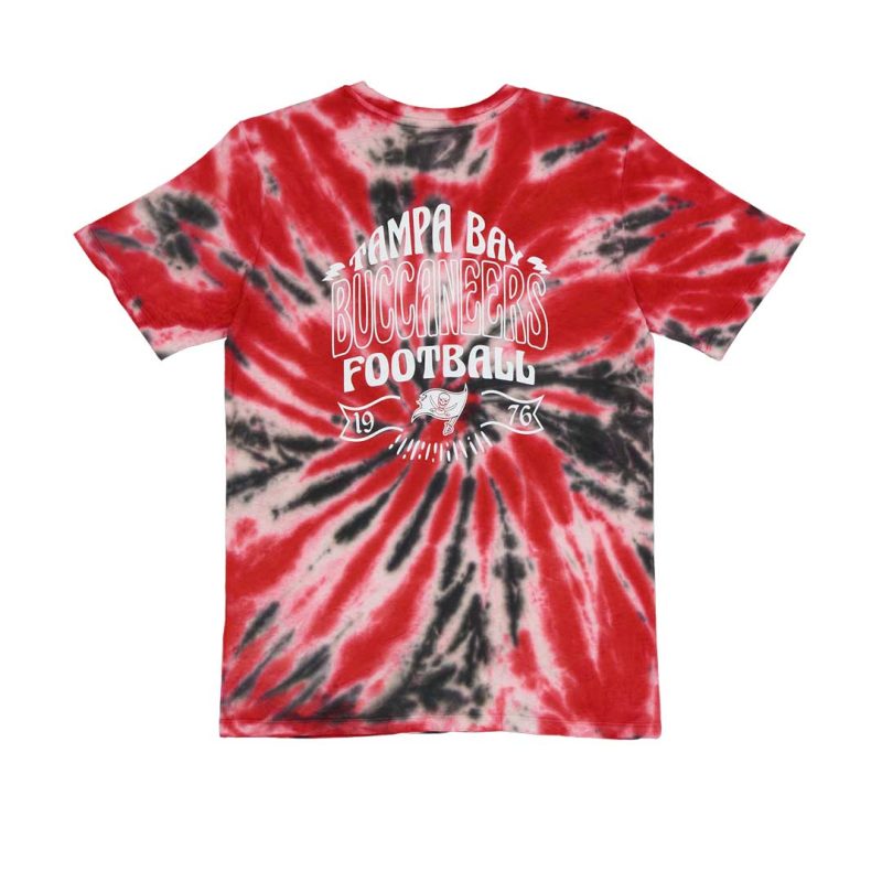 NFL Kids Junior Tampa Bay Buccaneers Pennant Tie Dye Crewneck T Shirt HK1B7FFHG BCN image02