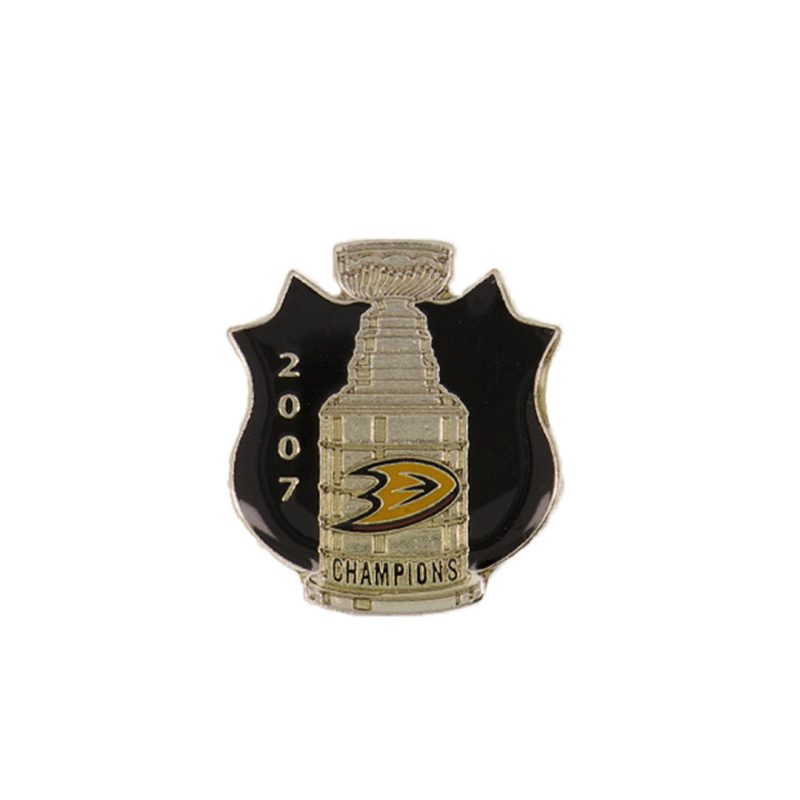 NHL AnaheimDucksStanleyCupPin DUCCUP 01 284e67e0 bb84 459b afc3 4bbf4af69481