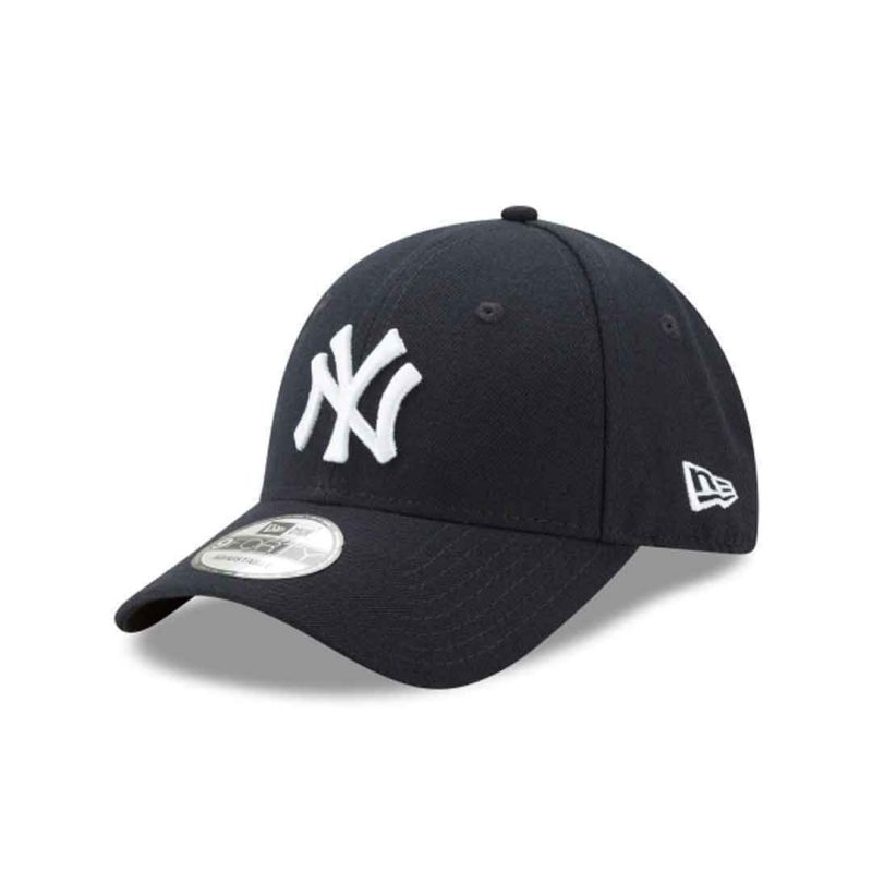 New Era New York Yankees The League 9FORTY Adjustable Cap 10047538 02