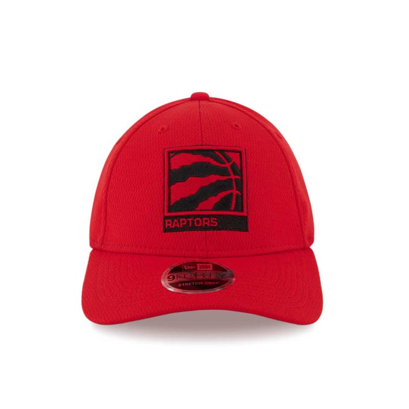 New Era Toronto Raptors 9FORTY Stretch Snap 60270433 01