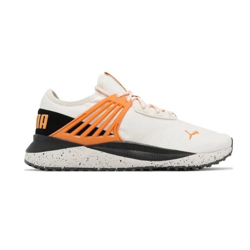 Puma Men s Pacer Future Open Road Shoes 389232 01 image01