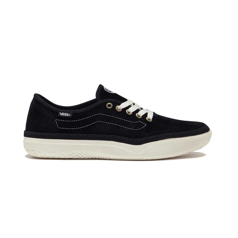 Vans Unisex Circle Vee Se Suede Shoes 05VG1KP 1