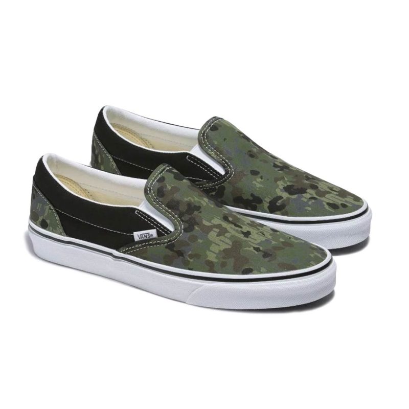 Vans Unisex Classic Slip On Shoes 09Q7BGK 3