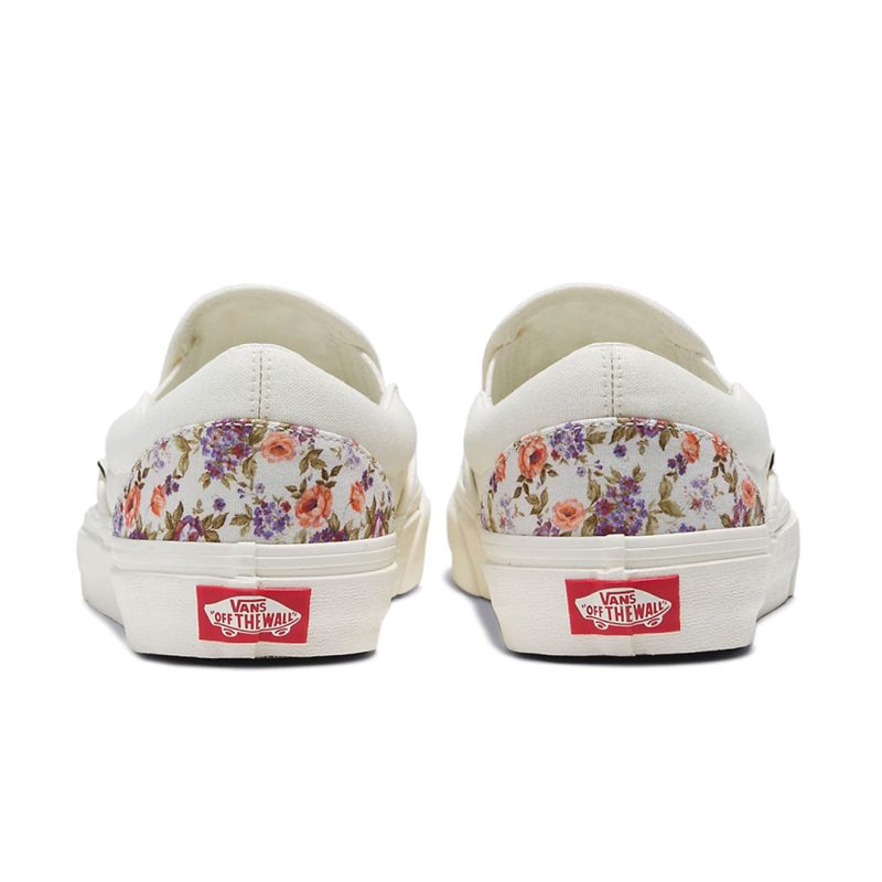 Vans Unisex Classic Slip On Vintage Floral Shoes 09Q7FS8 03