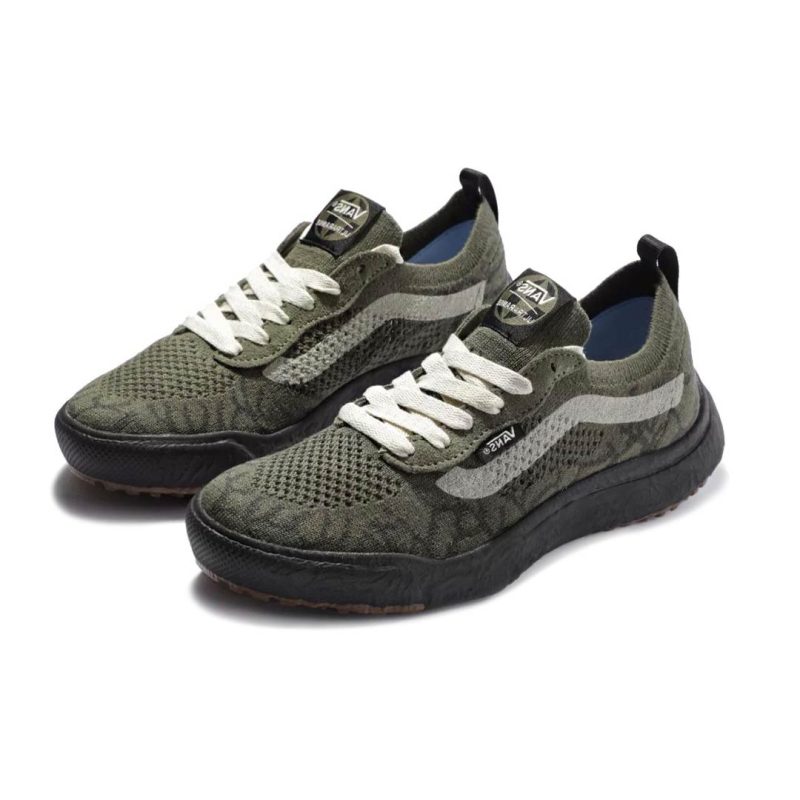 Vans Unisex Ultrarange VR3 Shoes 4BXBDRK 4