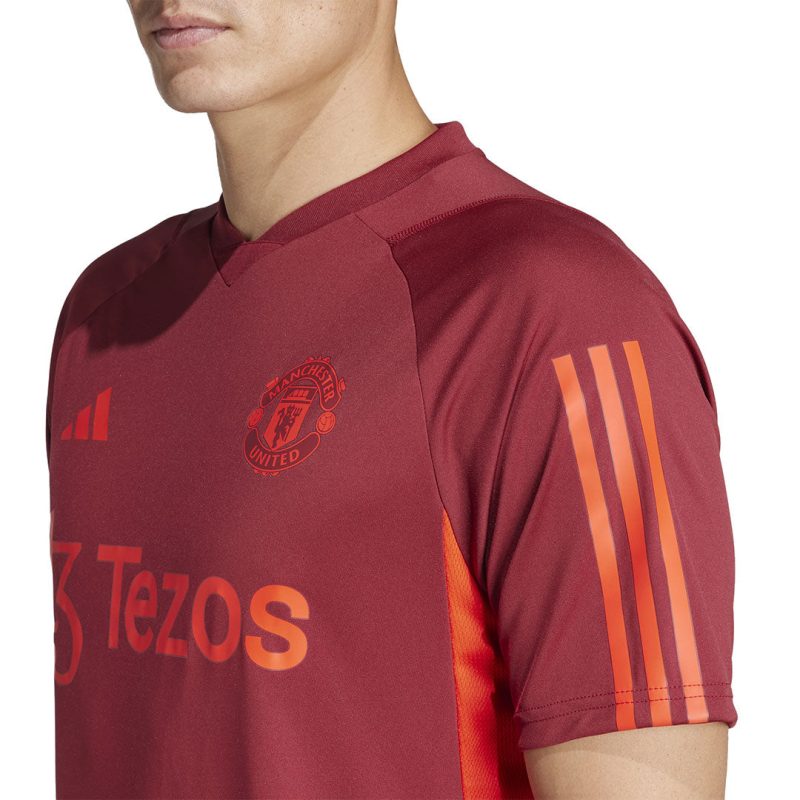 adidas Men s Manchester United Tiro 23 Training Jersey IA7245 06