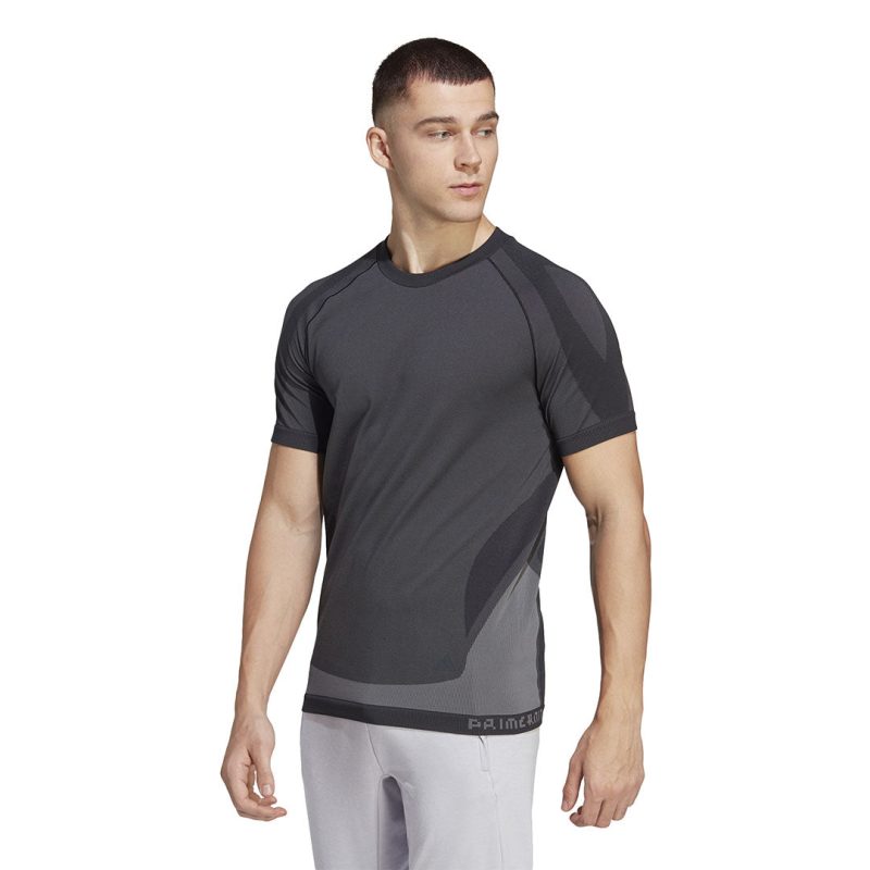 adidas Men s Primeknit Yoga Seamless Training T Shirt HT7508 02