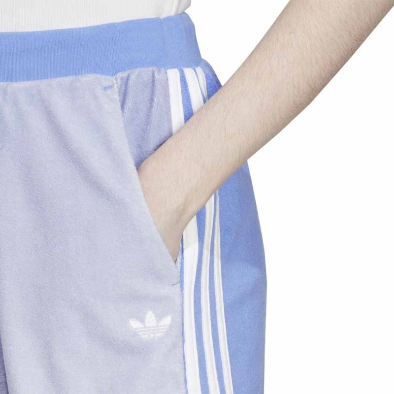 adidas Women s Originals X Moomin 3 Stripes Short IB9946 06