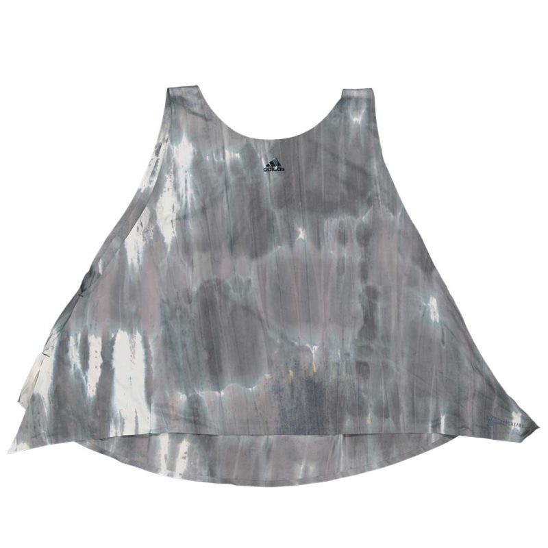 adidas Women s Studio Cropped Tank HC2712 02